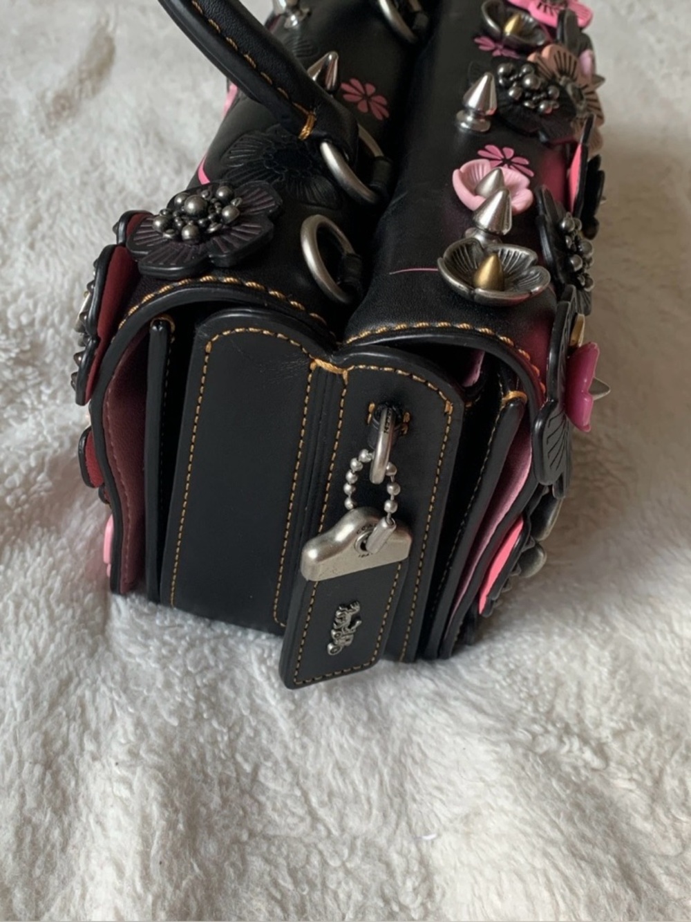 Coach 1941 Black Pink Tea Rose Appliqué Double Dinky Bag - Picture 4 of 16